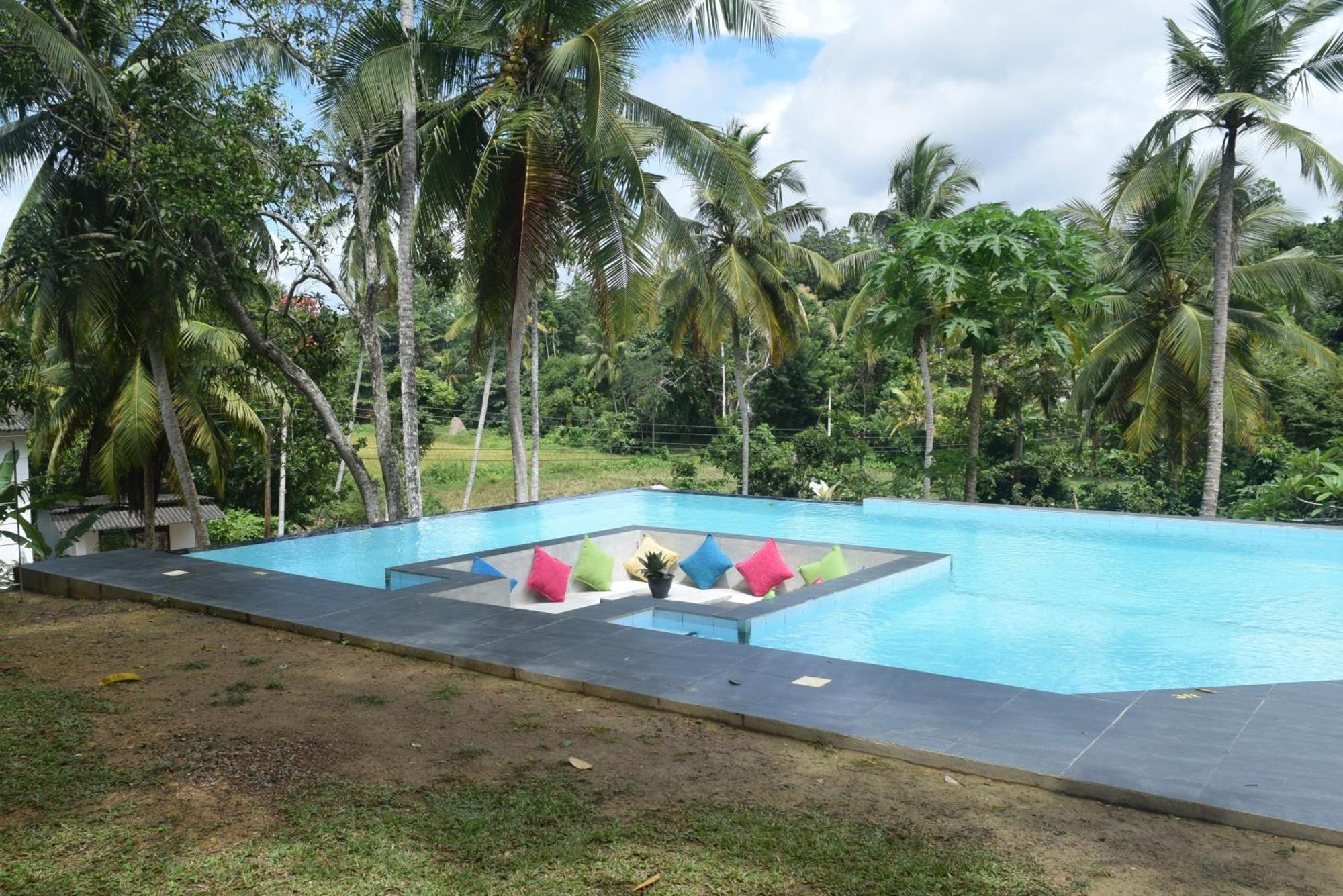 Muthu Nila Villas- Mirissa Exteriör bild