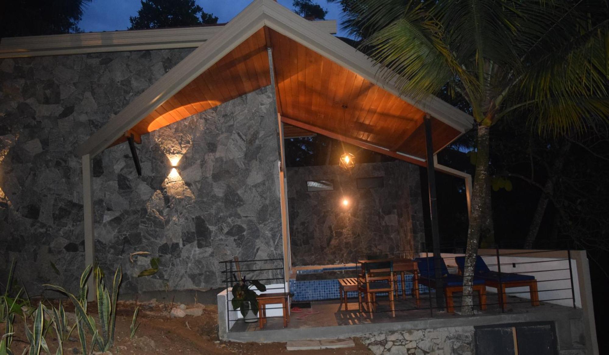 Muthu Nila Villas- Mirissa Exteriör bild