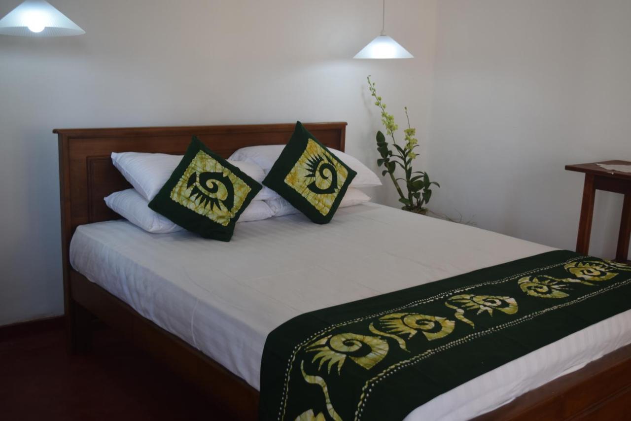Muthu Nila Villas- Mirissa Exteriör bild