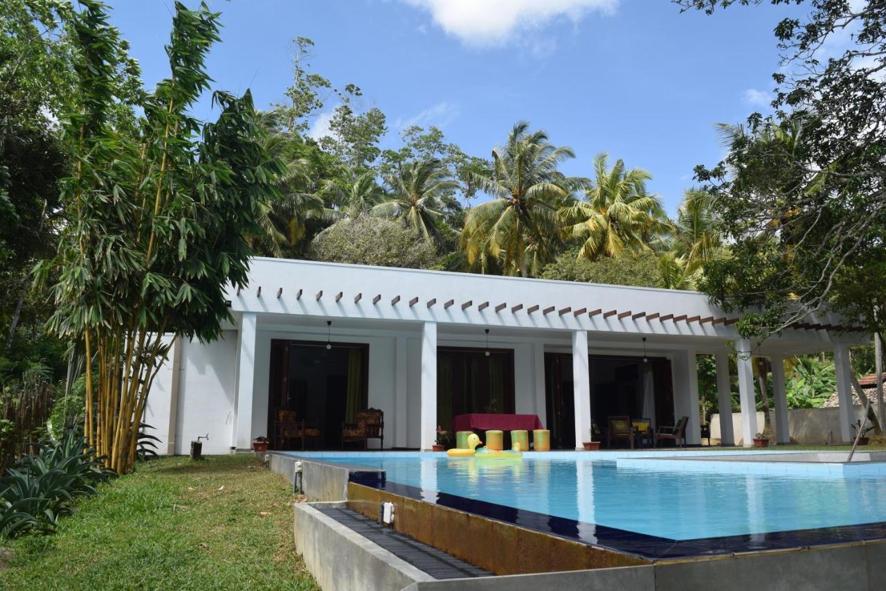 Muthu Nila Villas- Mirissa Exteriör bild